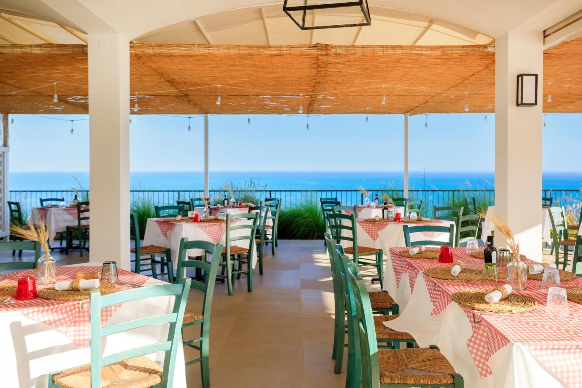 Mangia'S Torre Del Barone Resort Шака Екстериор снимка